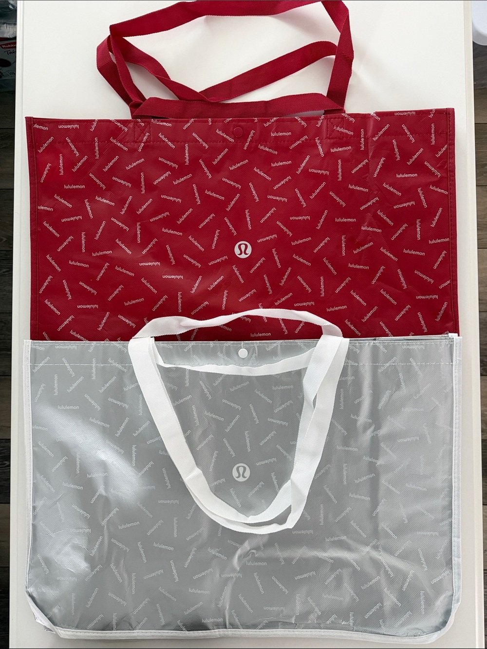 Lululemon - Set of 2 XL Reusable Jumbo Shopping Totes - EUC
